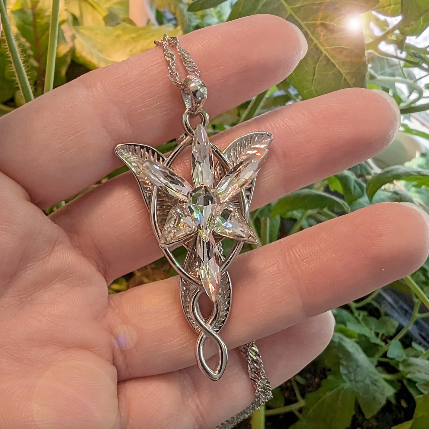 Elven necklace best sale lotr