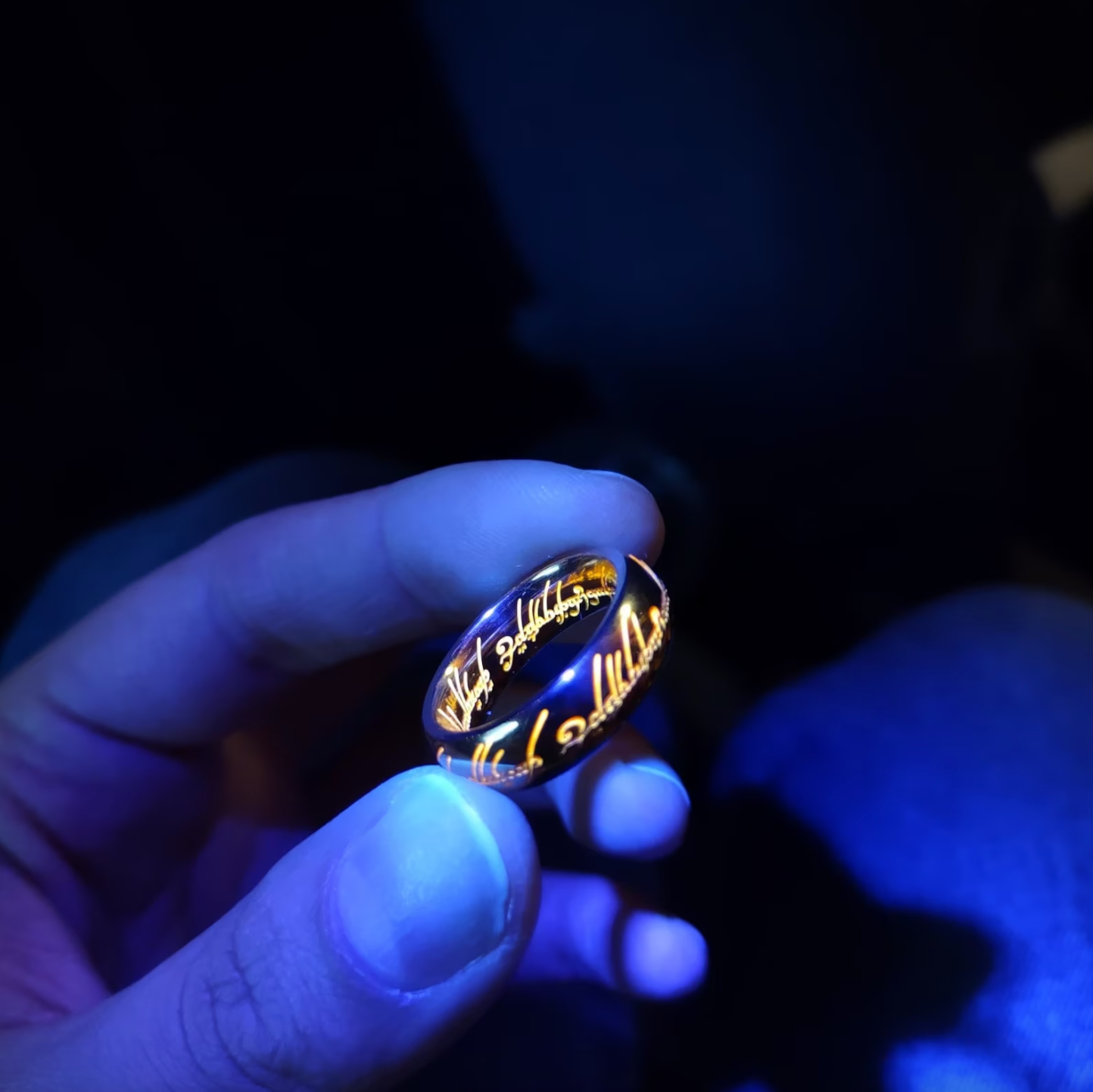 Glowing ring 2025