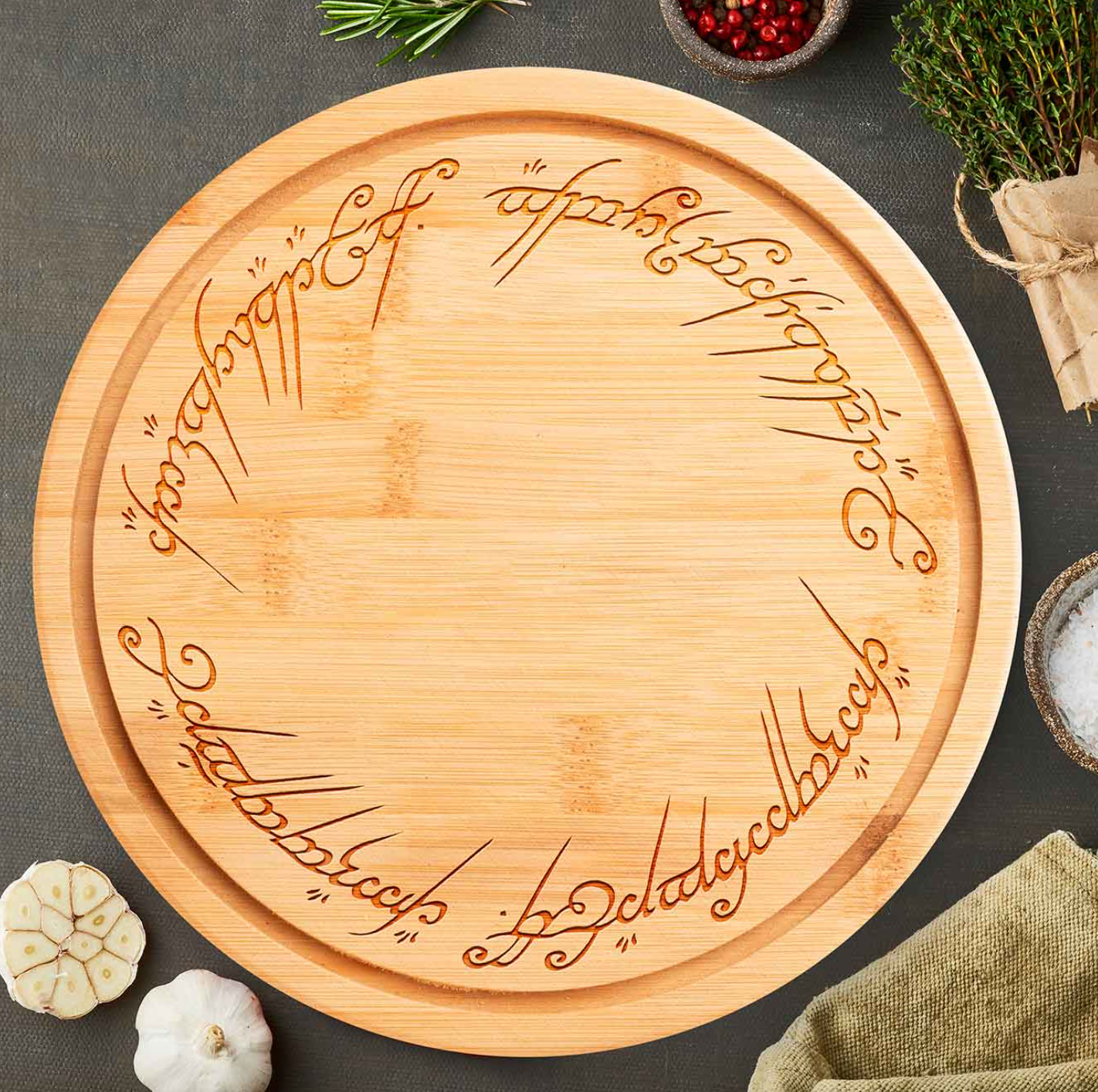 The One Ring Round Cheese Cutting Board & Tool Set