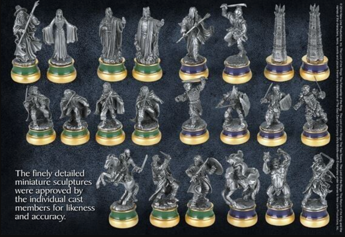 Lord of the Rings Deluxe Chess Set
