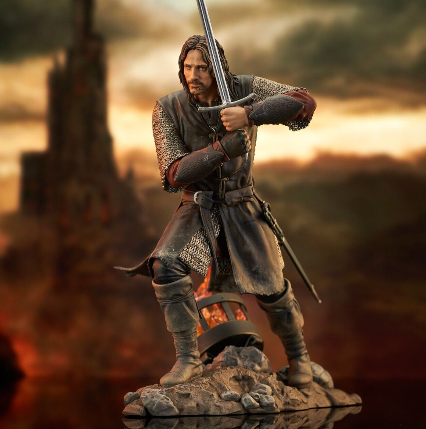 Lord of the Rings Aragorn Statues